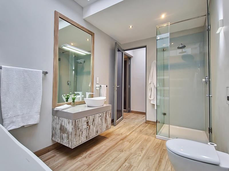 5 Bedroom Property for Sale in Bakoven Western Cape